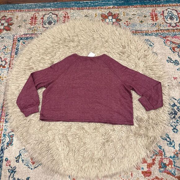 Honeydew NWT heathered maroon Henley sweatshirt size small - Picture 3 of 3
